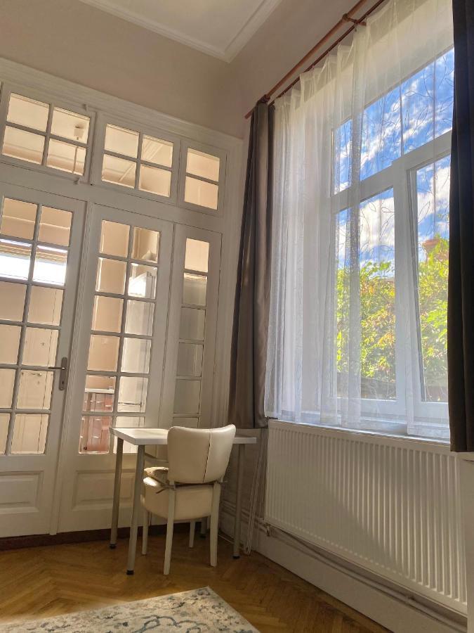 Km 0 Studio Bukarest Kültér fotó